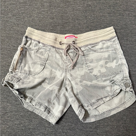 Unionbay Gray Camo Women's Shorts vintage Y2K size 9 adjustable waist worn look - Picture 1 of 8